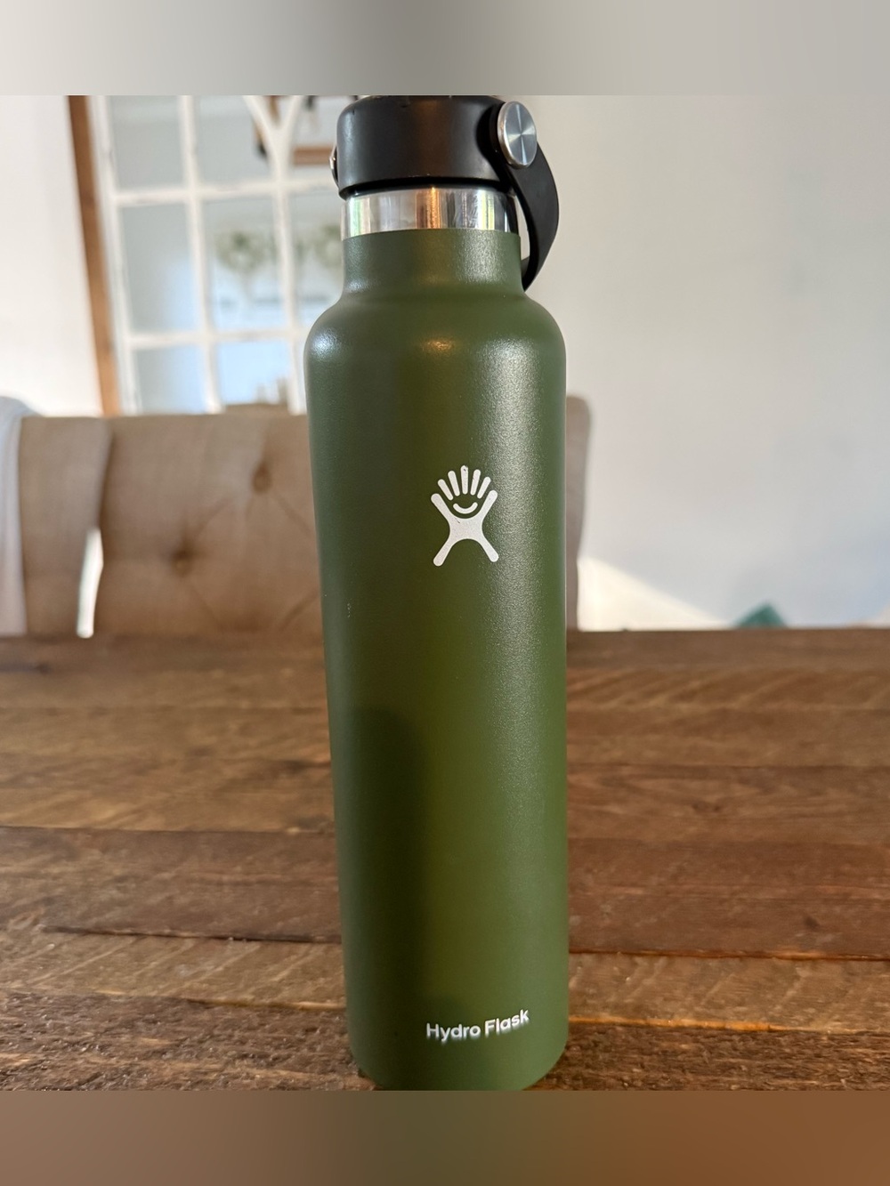 Hydro Flask Olive Green Stainless Steel 24oz Water Bottle